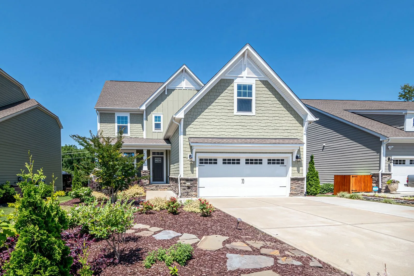 Residential home with a modern garage door in Seneca, South Carolina